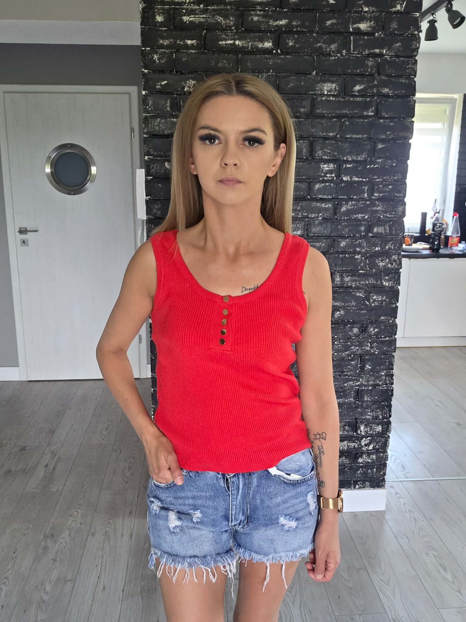 Top czerwony żeberkowy